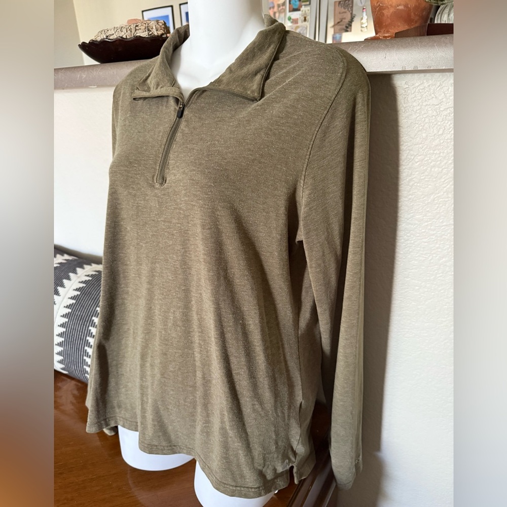 Carhartt Olive Green Quarter Zip - Picture 2 of 4